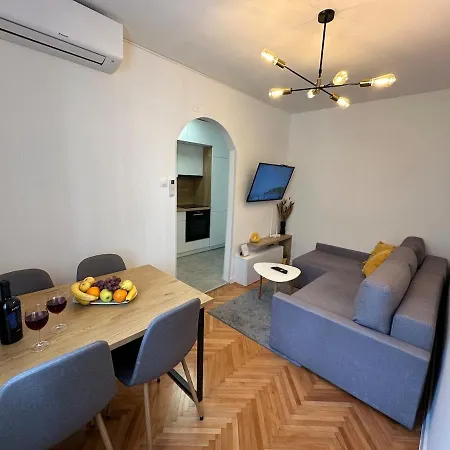 Nino Makarska-besplatan Parking Appartement