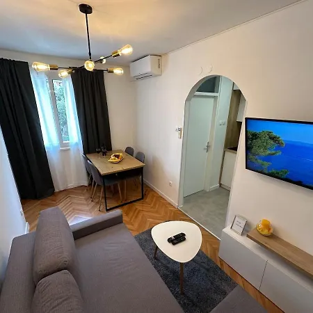 Daire Nino Makarska-besplatan Parking Makarska